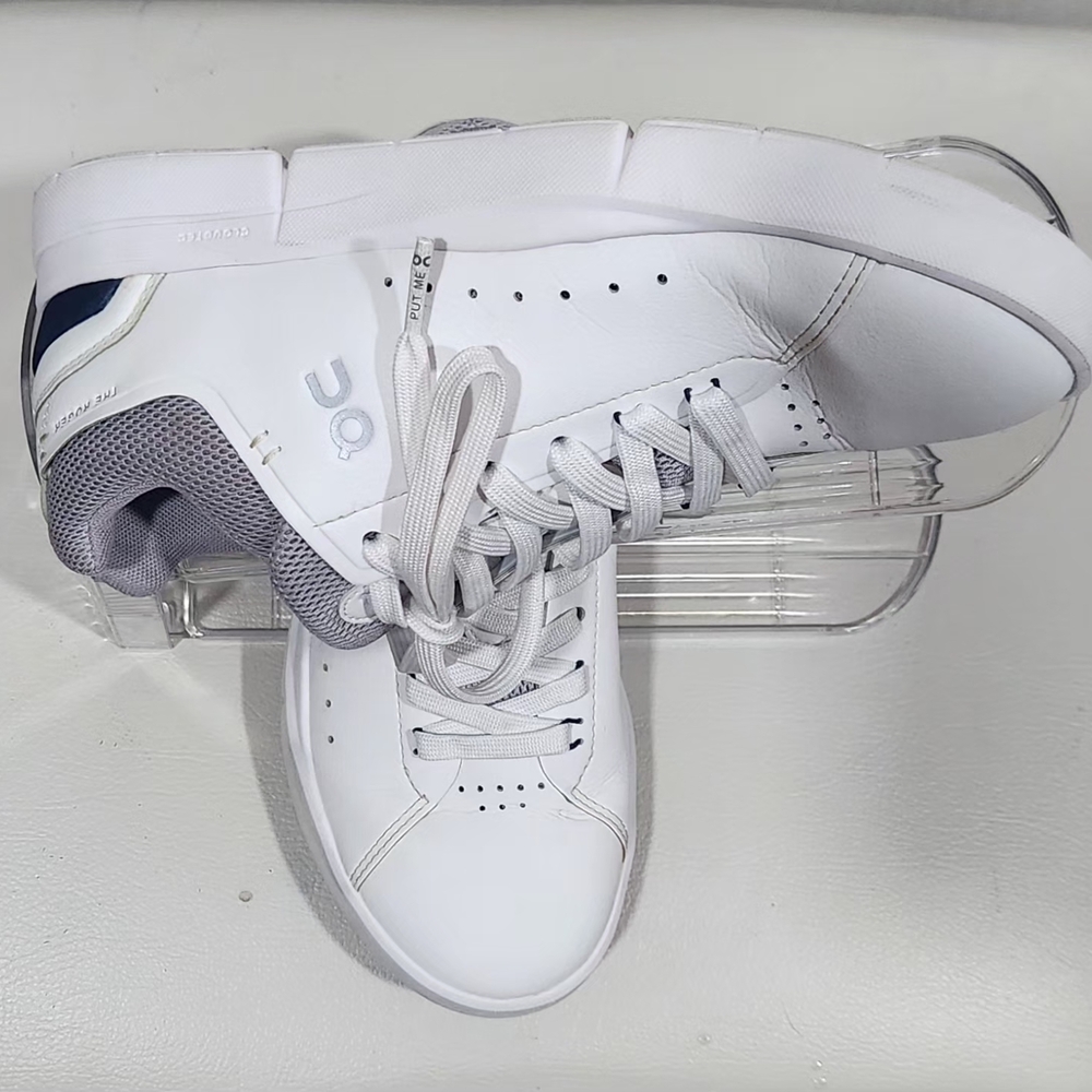 On Running Light Gray Sneakers